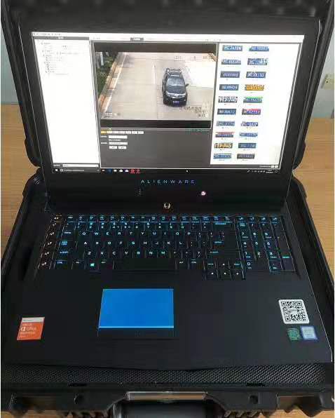 视频窥伺单兵